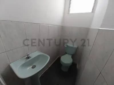 Oficina para consultorio en Alquiler en El Rosal - 5