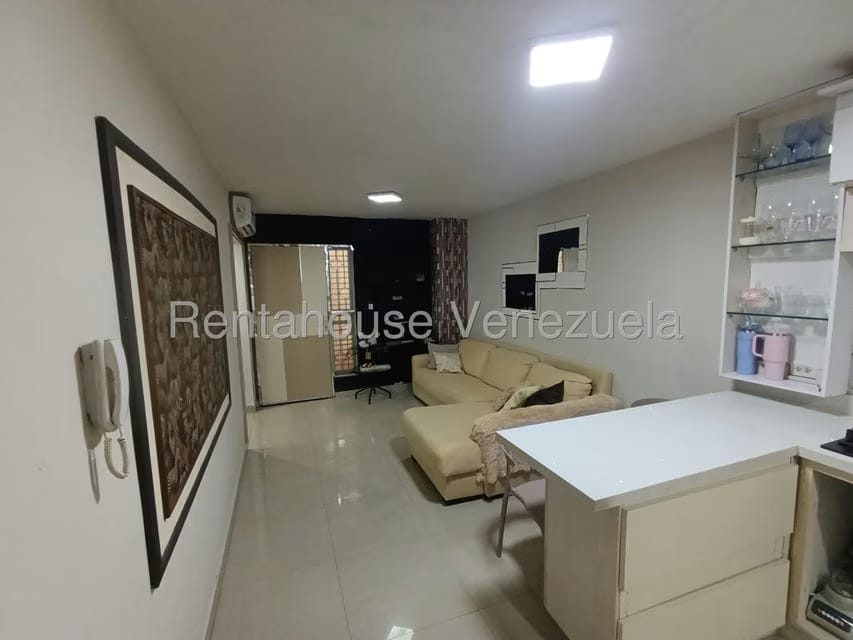 Apartamento (1 Nivel) en Venta en Terrazas de San Diego, Carabobo - 2