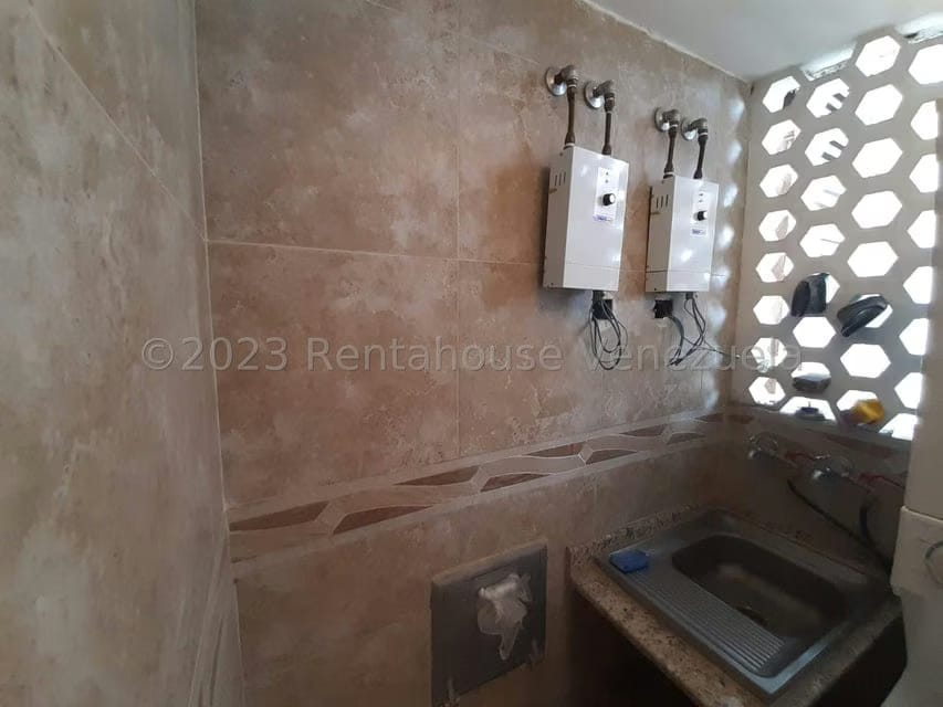 Apartamento (1 Nivel) en Venta en Colinas de La California, Distrito Metropolitano - 13