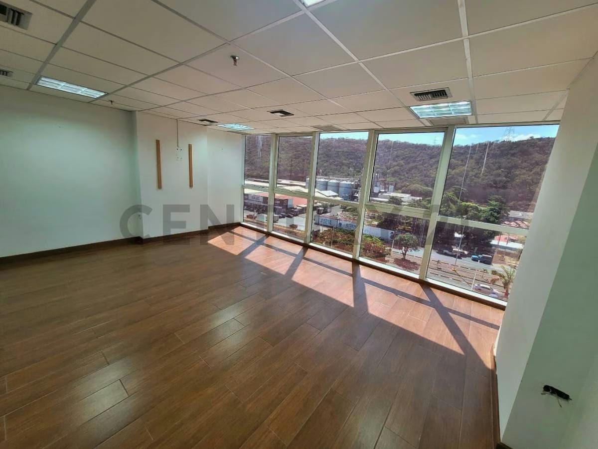 Oficina en Venta en la torre Empresarial BVC - 2