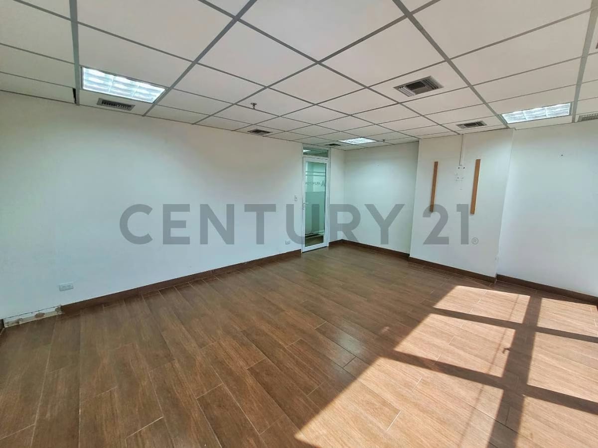 Oficina en Venta en la torre Empresarial BVC - 6