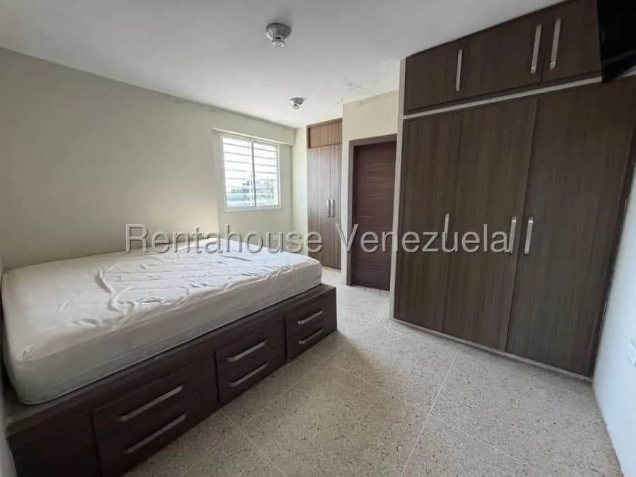 Apartamento en Venta en Maracaibo - 11