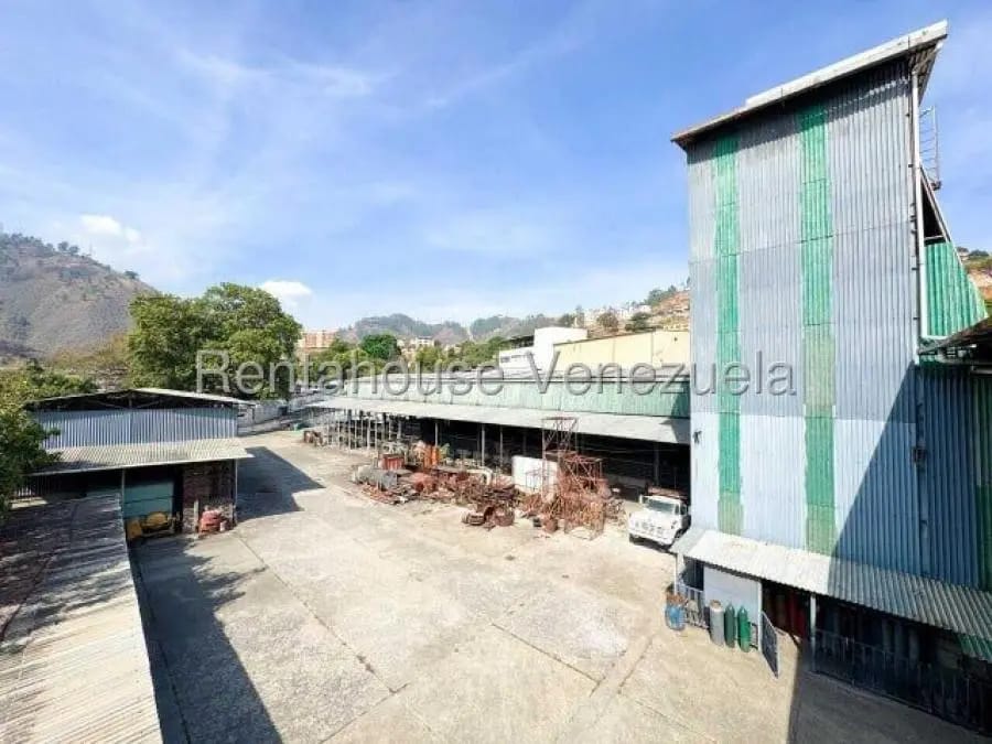 Galpon en Venta en el valle Caracas - 5
