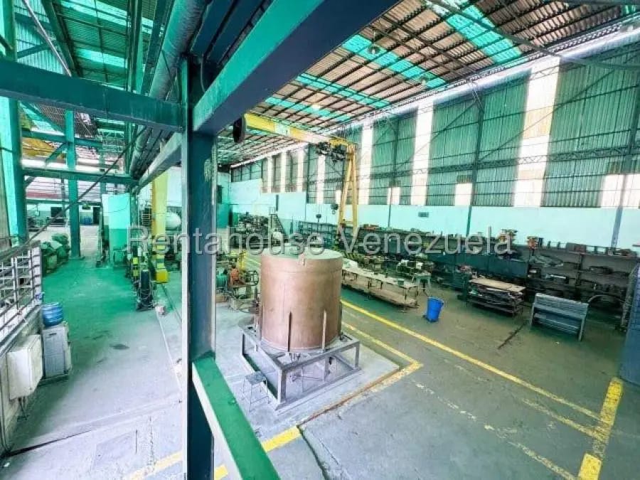 Galpon en Venta en el valle Caracas - 8