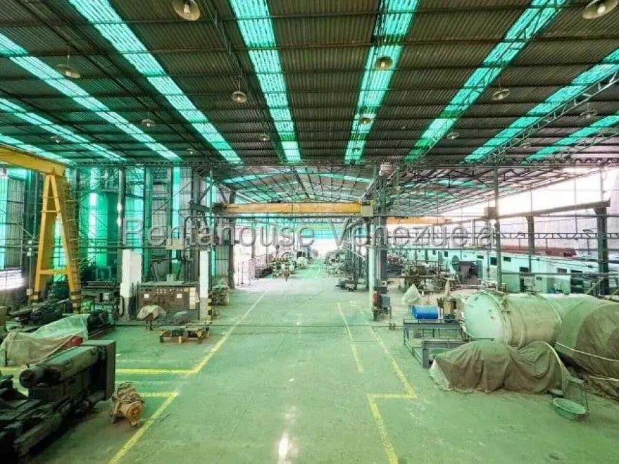 Galpon en Venta en el valle Caracas - 9