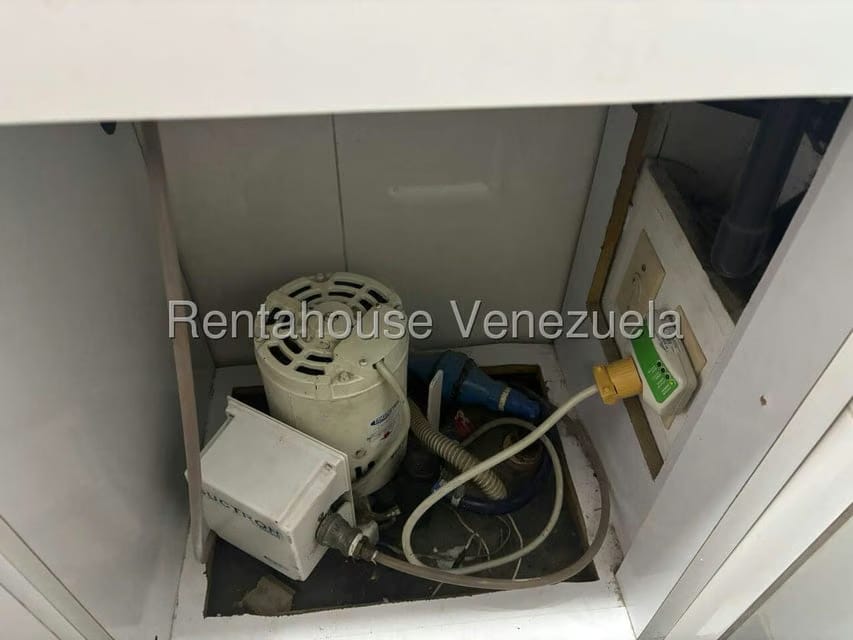 Comercial (Consultorio Medico) en Venta en Terrazas del Avila, Distrito Metropolitano - 11