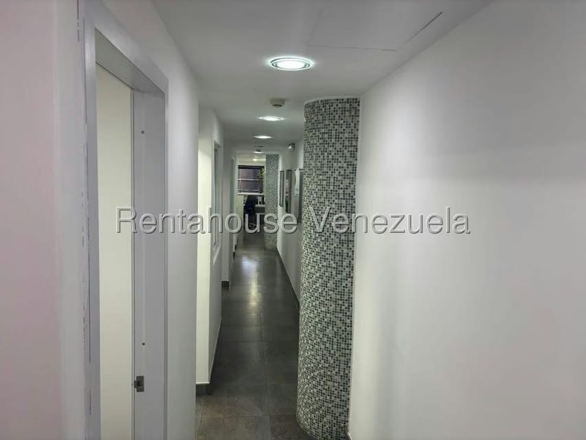 Comercial (Consultorio Medico) en Venta en Terrazas del Avila, Distrito Metropolitano - 6