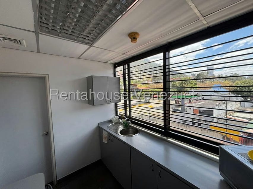 Comercial (Consultorio Medico) en Venta en Terrazas del Avila, Distrito Metropolitano - 7