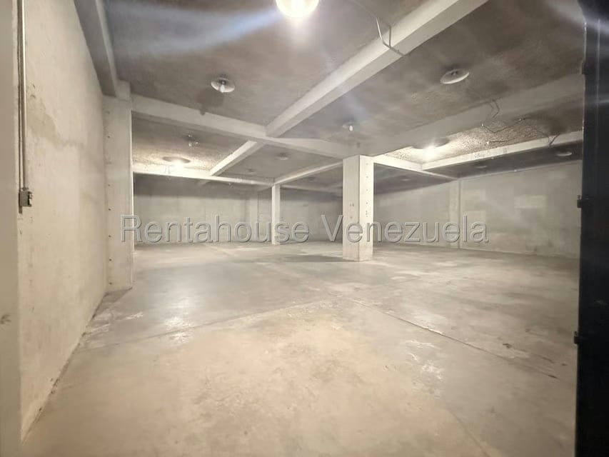 Comercial (Galpon - Deposito) en Alquiler en La Yaguara, Distrito Metropolitano - 13