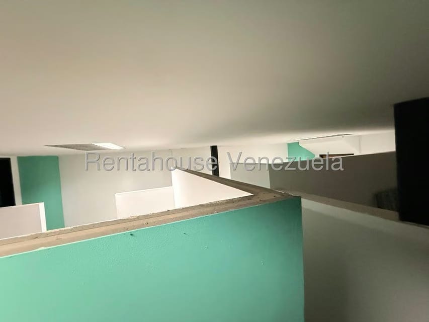 Comercial (Galpon - Deposito) en Alquiler en La Yaguara, Distrito Metropolitano - 18
