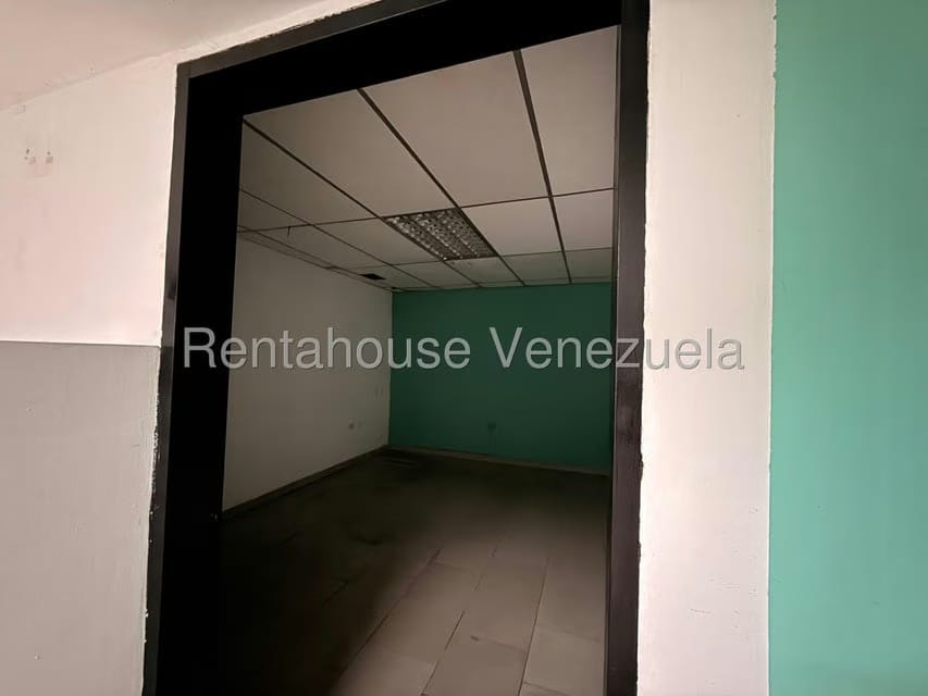 Comercial (Galpon - Deposito) en Alquiler en La Yaguara, Distrito Metropolitano - 19