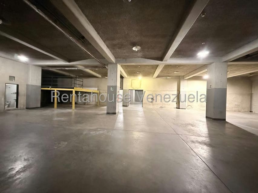 Comercial (Galpon - Deposito) en Alquiler en La Yaguara, Distrito Metropolitano - 25