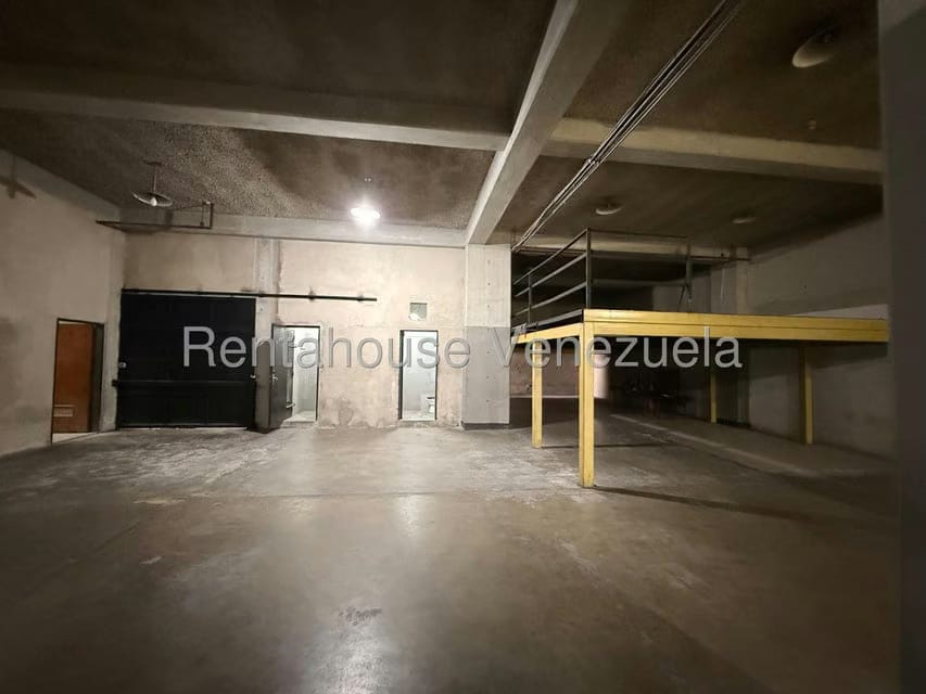 Comercial (Galpon - Deposito) en Alquiler en La Yaguara, Distrito Metropolitano - 26