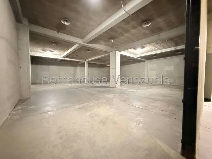 Comercial (Galpon - Deposito) en Alquiler en La Yaguara, Distrito Metropolitano - 28