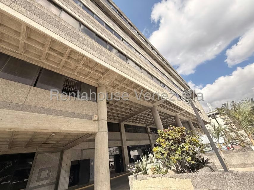 Comercial (Galpon - Deposito) en Alquiler en La Yaguara, Distrito Metropolitano - 36