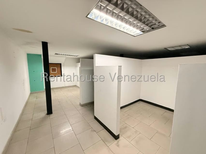 Comercial (Galpon - Deposito) en Alquiler en La Yaguara, Distrito Metropolitano - 38