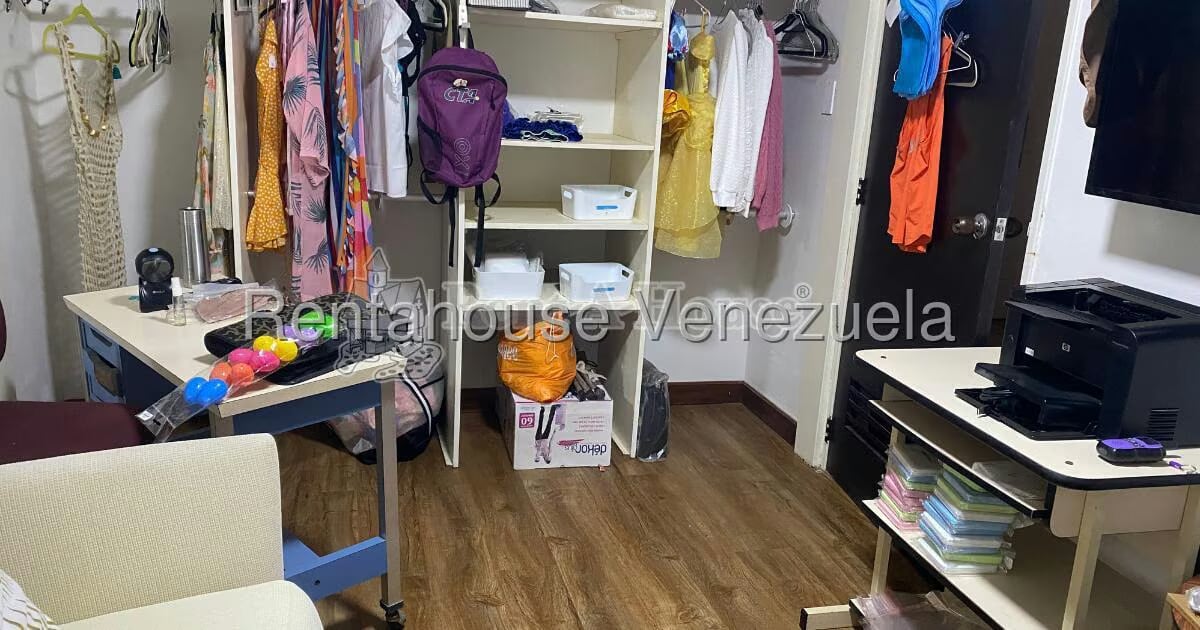 Casa (Multipes Niveles) en Venta en La Lagunita Country Club, Distrito Metropolitano - 23