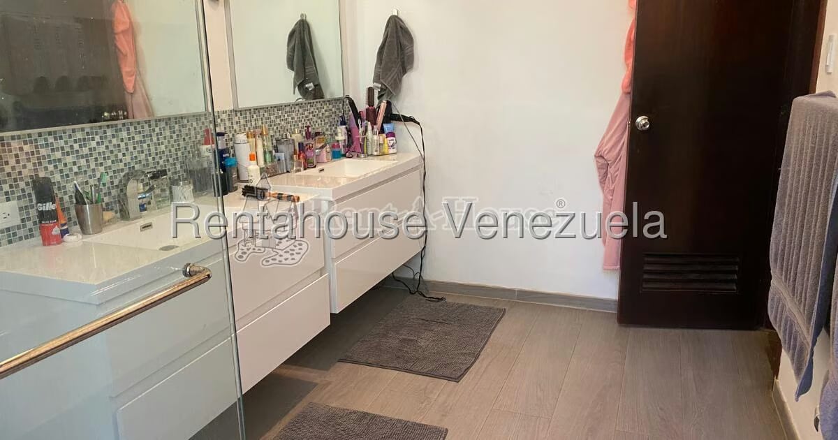 Casa (Multipes Niveles) en Venta en La Lagunita Country Club, Distrito Metropolitano - 45