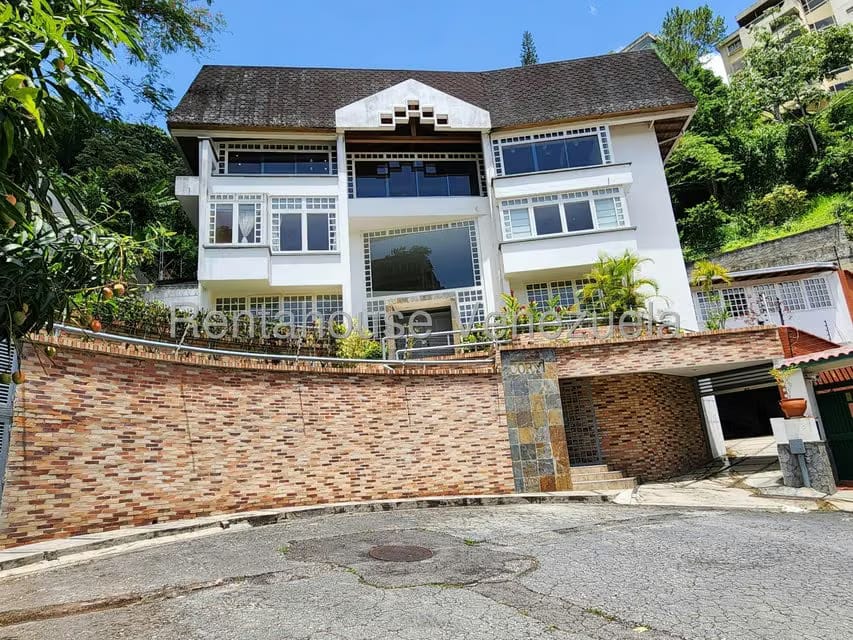 Casa (Multipes Niveles) en Venta en Colinas de Bello Monte, Distrito Metropolitano