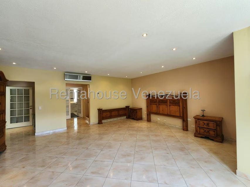 Casa (Multipes Niveles) en Venta en Colinas de Bello Monte, Distrito Metropolitano - 18