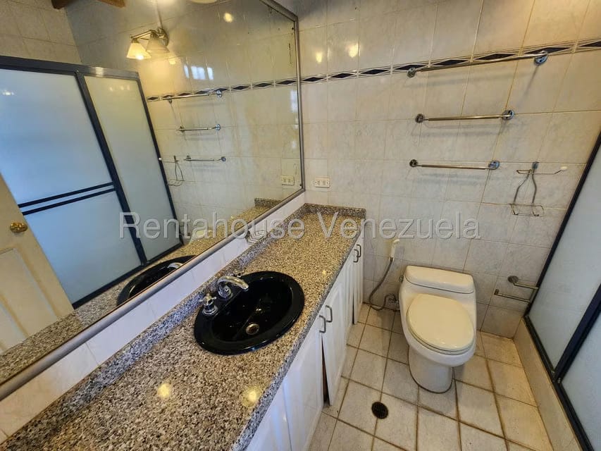 Casa (Multipes Niveles) en Venta en Colinas de Bello Monte, Distrito Metropolitano - 40