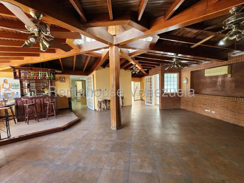 Casa (Multipes Niveles) en Venta en Colinas de Bello Monte, Distrito Metropolitano - 54