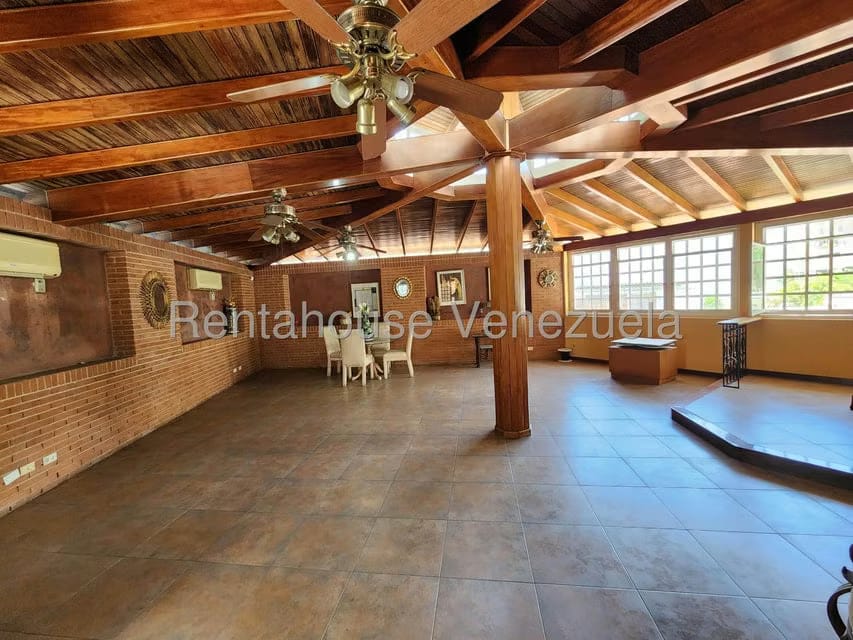 Casa (Multipes Niveles) en Venta en Colinas de Bello Monte, Distrito Metropolitano - 56