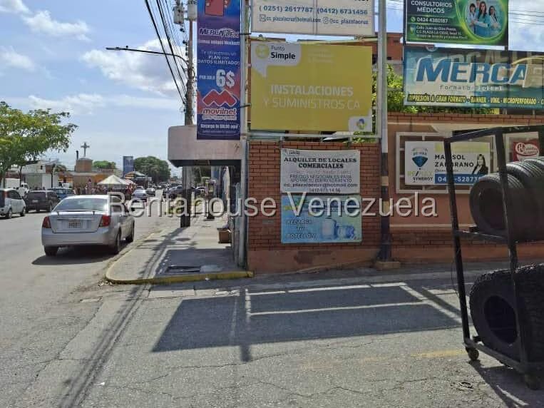 Comercial (Local Comercial) en Alquiler en Centro, Lara - 9