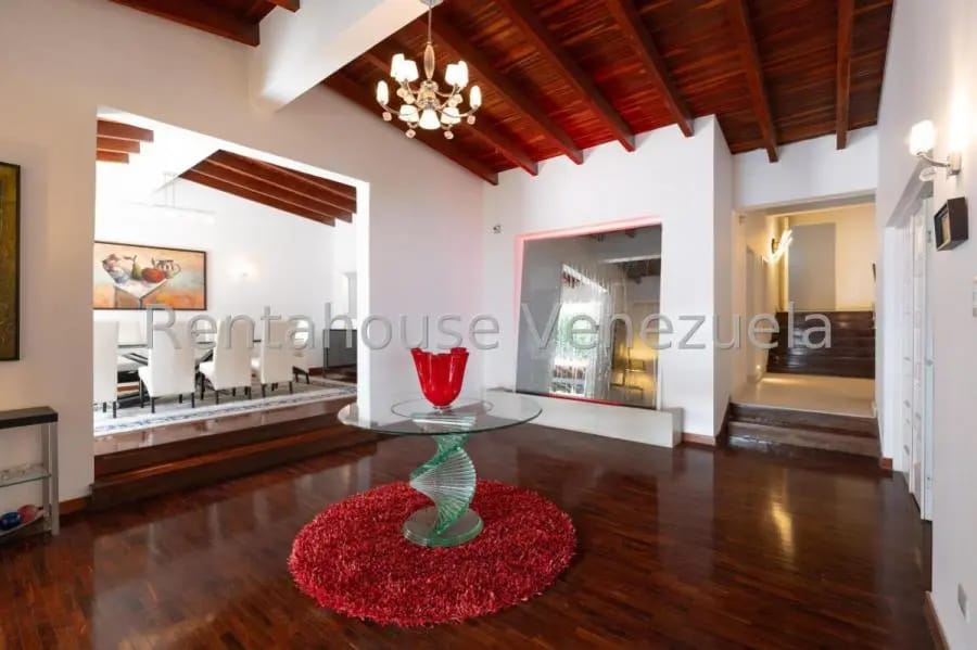Casa en Venta en Santa Fe Norte Caracas