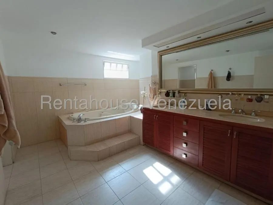 Casa en Venta en Sebucan Caracas - 28
