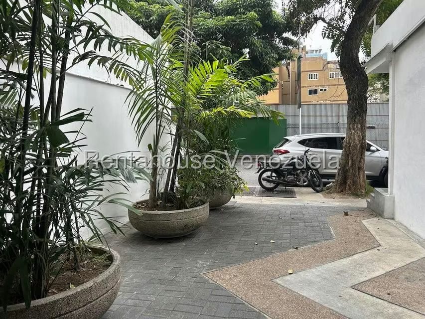 Comercial (Oficina) en Alquiler en Las Mercedes, Distrito Metropolitano - 2