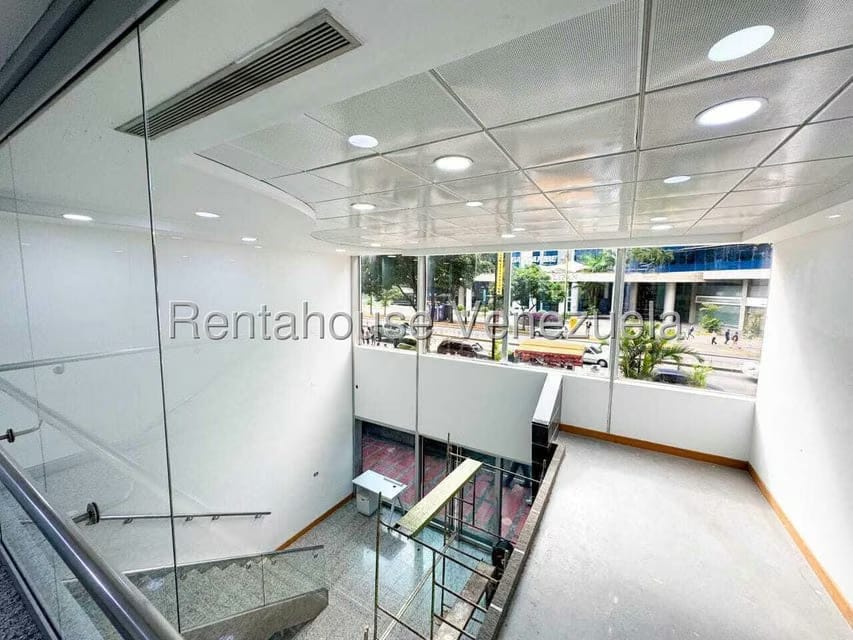 Comercial (Local Comercial) en Venta en Chacao, Distrito Metropolitano - 16