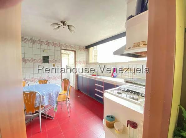 Apartamento (1 Nivel) en Venta en Cumbres de Curumo, Distrito Metropolitano - 8