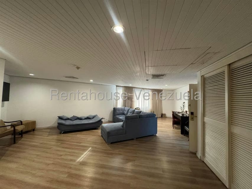 Apartamento (1 Nivel) en Alquiler en Chacao, Distrito Metropolitano - 16