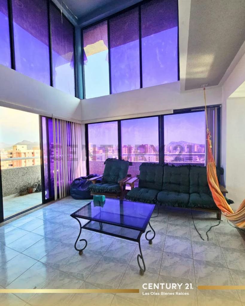 PH duplex a remodelar en el Conjunto Residencial Ikabaru, Lechería Anzoátegui - 3