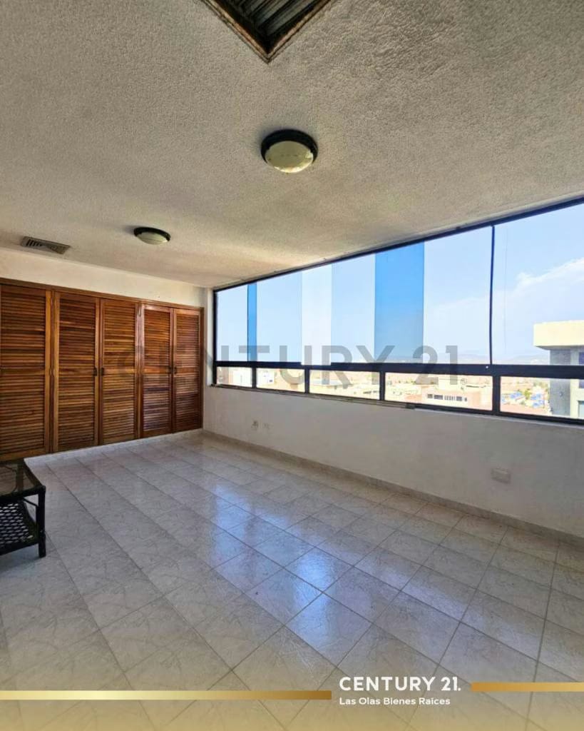 PH duplex a remodelar en el Conjunto Residencial Ikabaru, Lechería Anzoátegui - 7