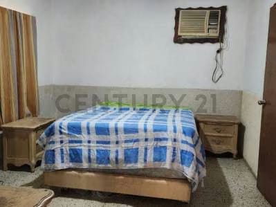 casa para uso comercial en la Calle Arismendi de lecheria - 4