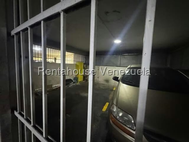 Apartamento (Duplex) en Venta en Santa Monica, Distrito Metropolitano - 16