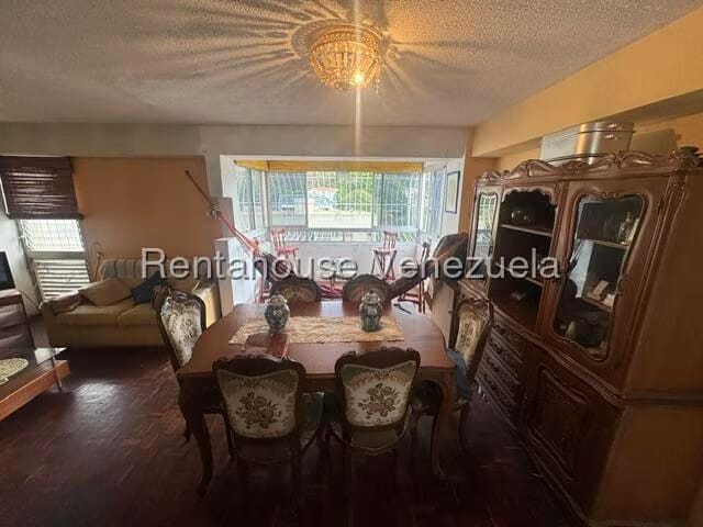 Apartamento (Duplex) en Venta en Santa Monica, Distrito Metropolitano - 4