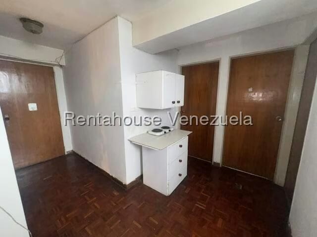 Apartamento (Duplex) en Venta en Santa Monica, Distrito Metropolitano - 10