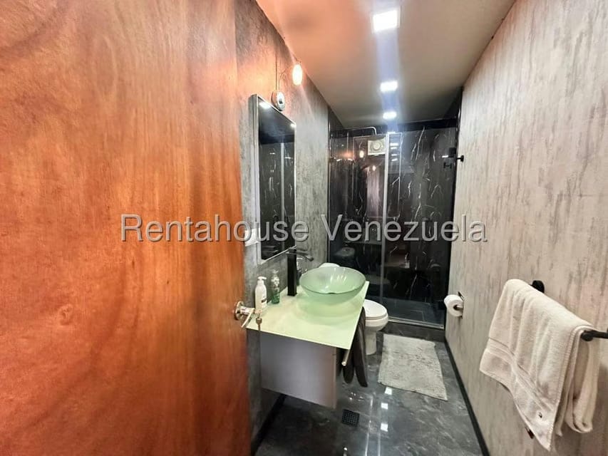 Apartamento (1 Nivel) en Venta en San Bernardino, Distrito Metropolitano - 27