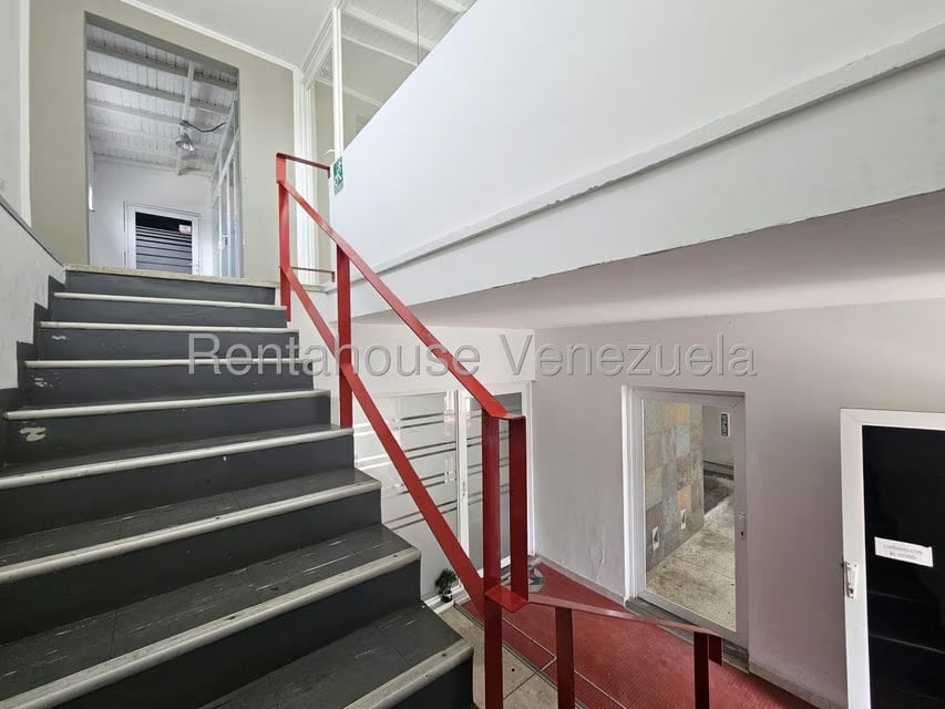 Comercial (Oficina) en Alquiler en Del Este, Lara - 3