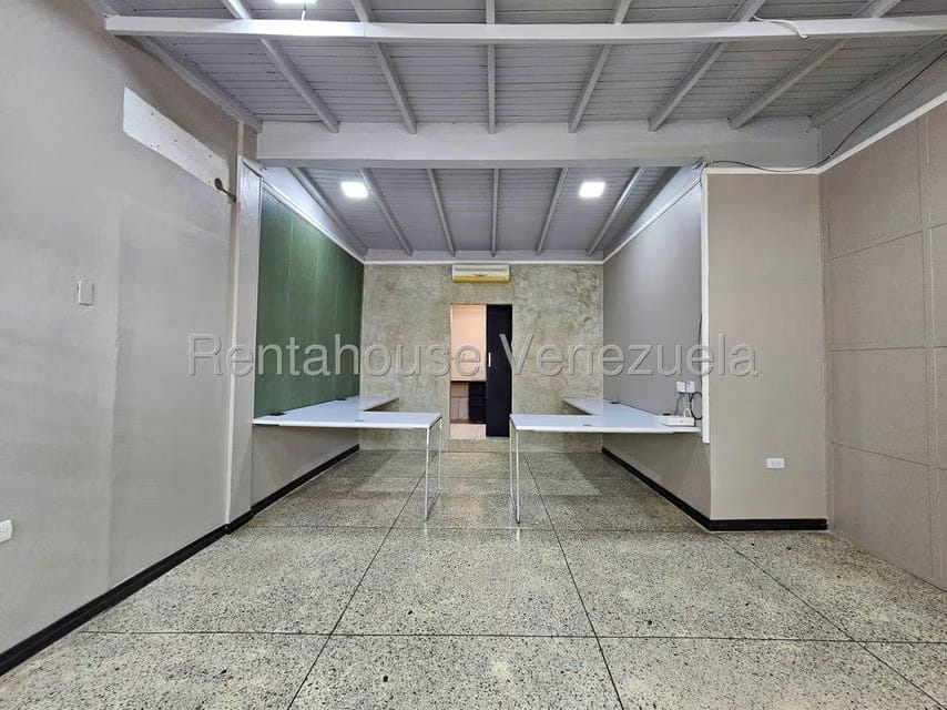 Comercial (Oficina) en Alquiler en Del Este, Lara - 6