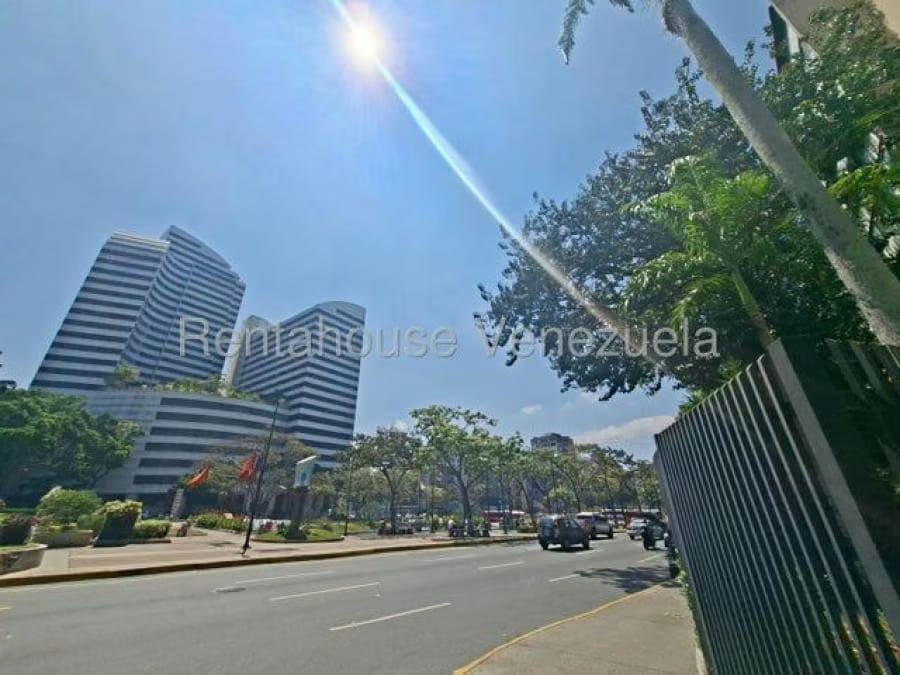 Apartamento en Venta en Altamira Caracas - 11