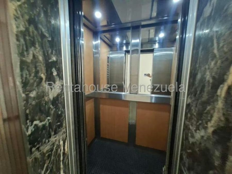 Apartamento en Venta en Altamira Caracas - 4