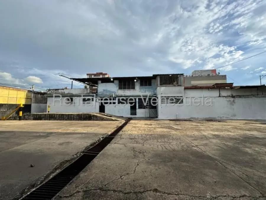 Galpon en Venta en san jose Maracay - 5