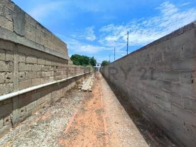 TERRENO TAPIADO, MUY CERCA DE PARQUE EL AGUA Y DE LA PLAYA DE EL CARDON - 6