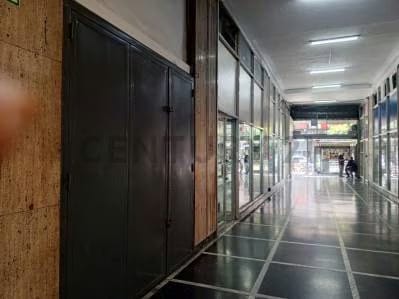 EN VENTA OFICINA EN PLENA AV. FRANCISCO DE MIRANDA, GALERIAS MIRANDA, CHACAO - 6