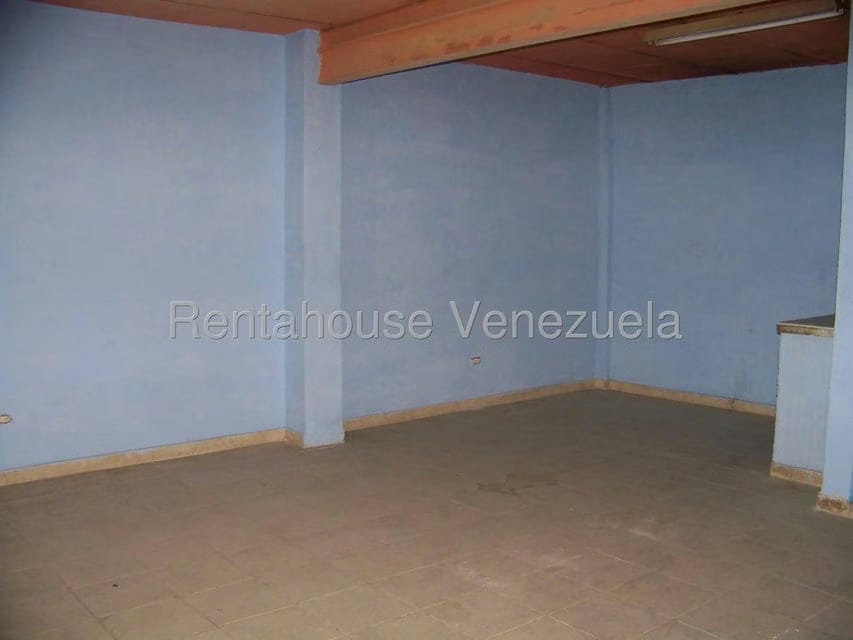 Comercial (Galpon - Deposito) en Alquiler en Las Barrancas, Miranda - 11