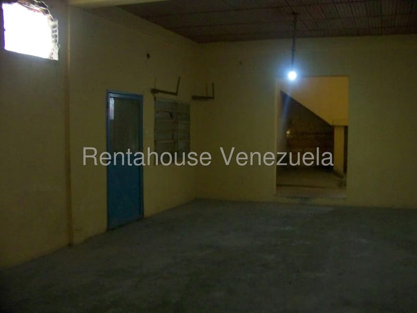 Comercial (Galpon - Deposito) en Alquiler en Las Barrancas, Miranda - 14